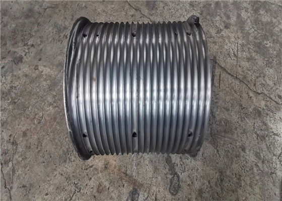Plug Welded Crane Q355B Lebus Grooved Drum Sleeves Cut In Half With Flame